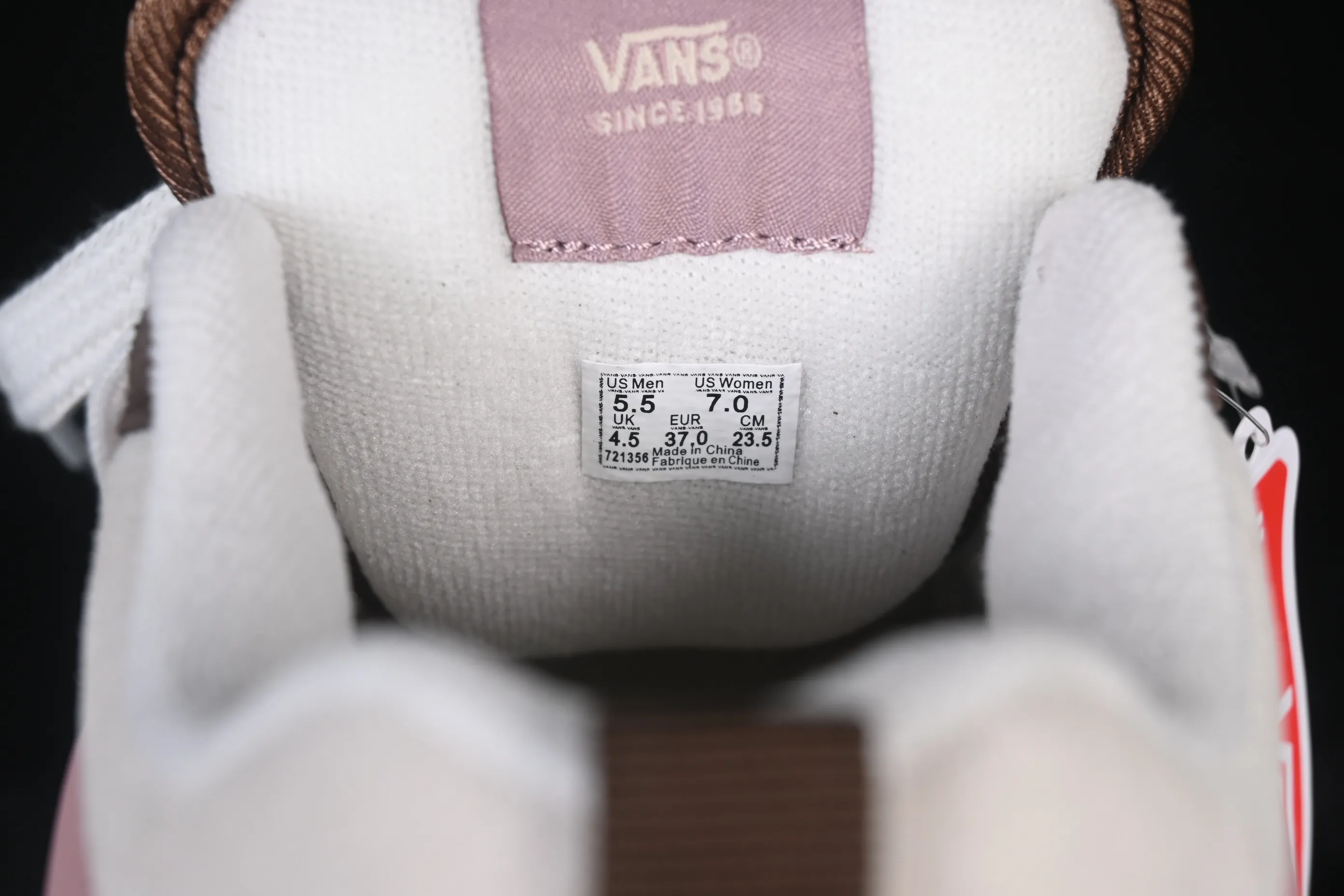 All categories Vans series Vans Low Vans Knu Skool Vans low-top casual skateboard shoes VN0009SY398
